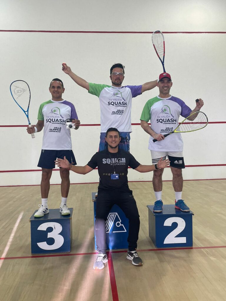 Ganadores, categoría intermedios, 1era Válida regional de squash 