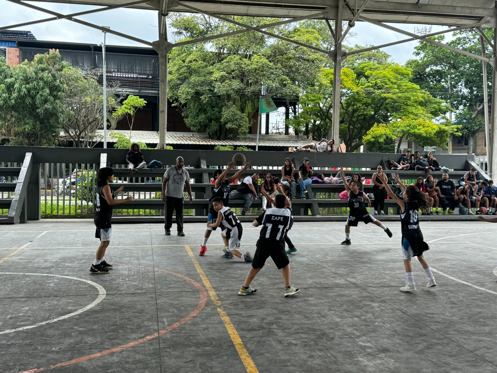 Éxito rotundo, en el cierre del Festival de la Amistad del Centro Recreativo La Ceiba