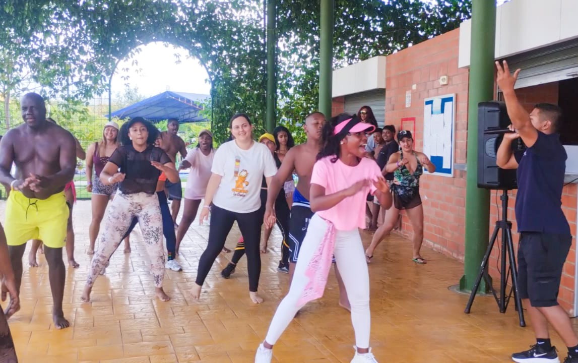 Baile, deporte y naturaleza para celebrar el Día de la mujer en Caña Dulce