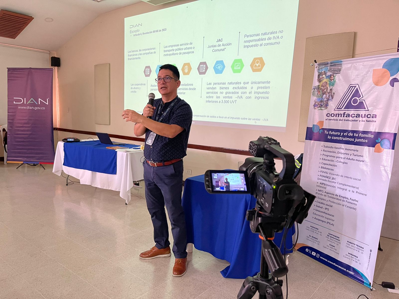 Colaboradores de Comfacauca se capacitan en Facturación Electrónica y Documentos Electrónicos Equivalentes