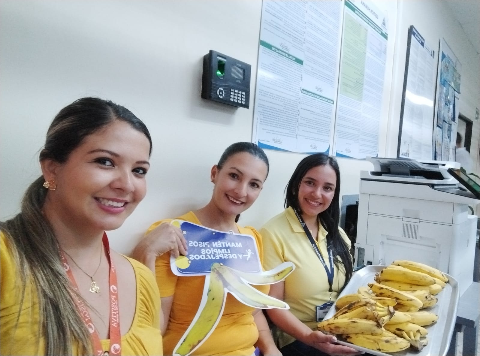 Comfacauca promueve la campaña contra la prevención de Caídas ‘No caigas en la cáscara de banano’