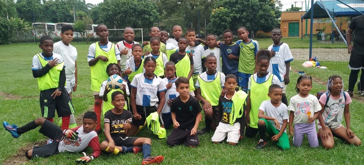Fútbol que transforma: ESFODER Comfacauca impulsa el desarrollo deportivo en Puerto Tejada