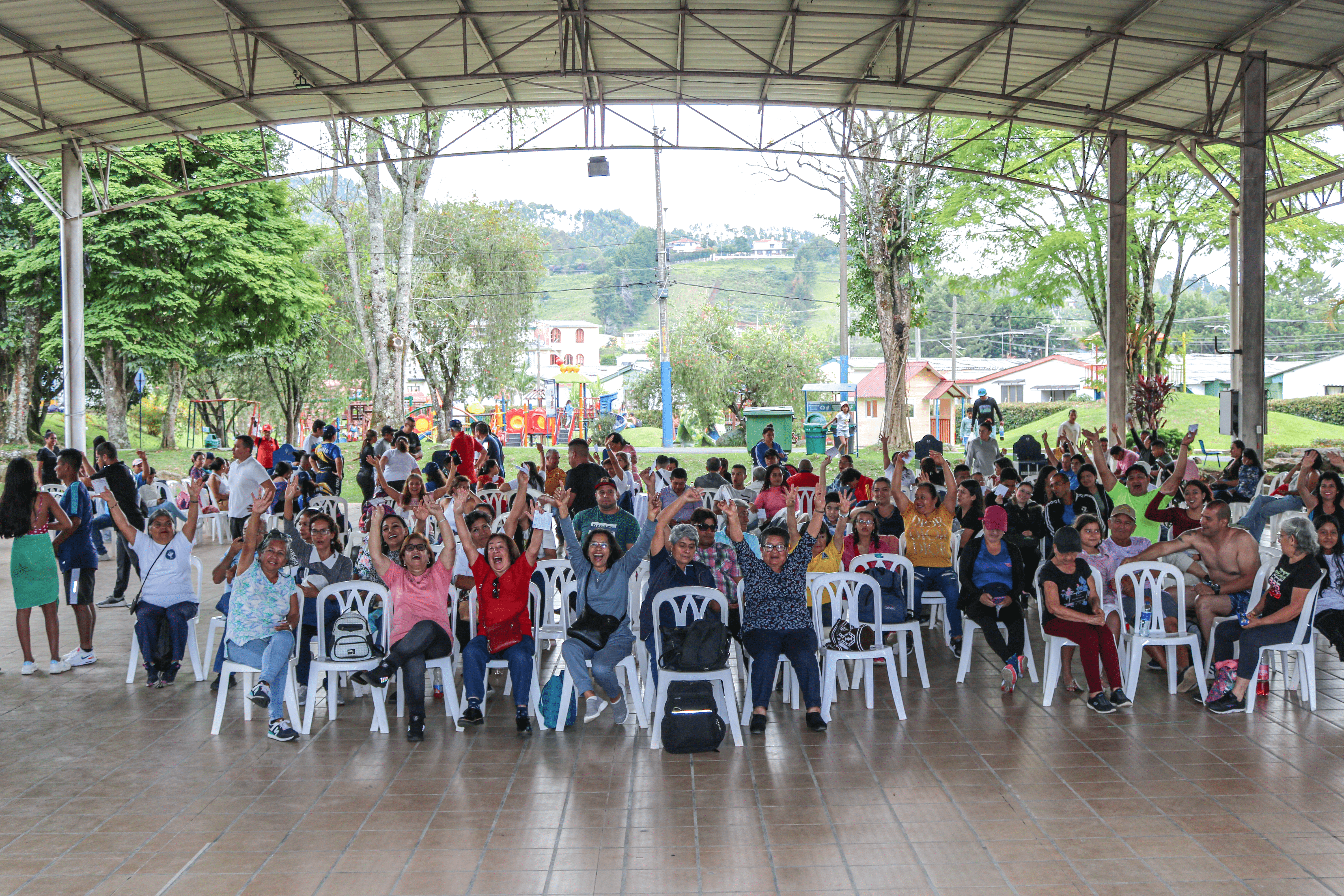 Éxito en la celebración del día del trabajador en los centros recreativos de Comfacauca
