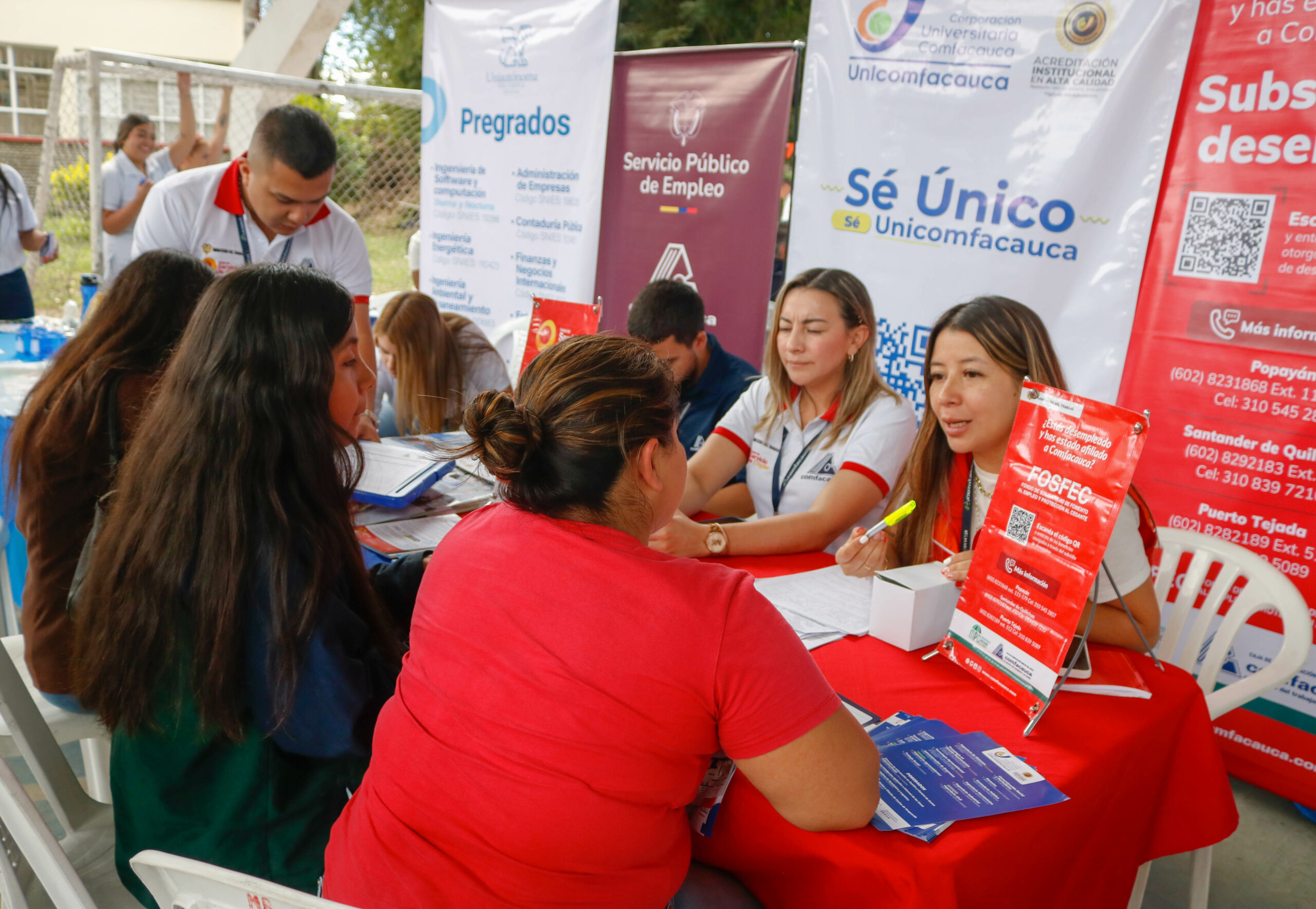 Empleo y bienestar: así se vivió “Comfacauca llega a tu barrio” en El Dean