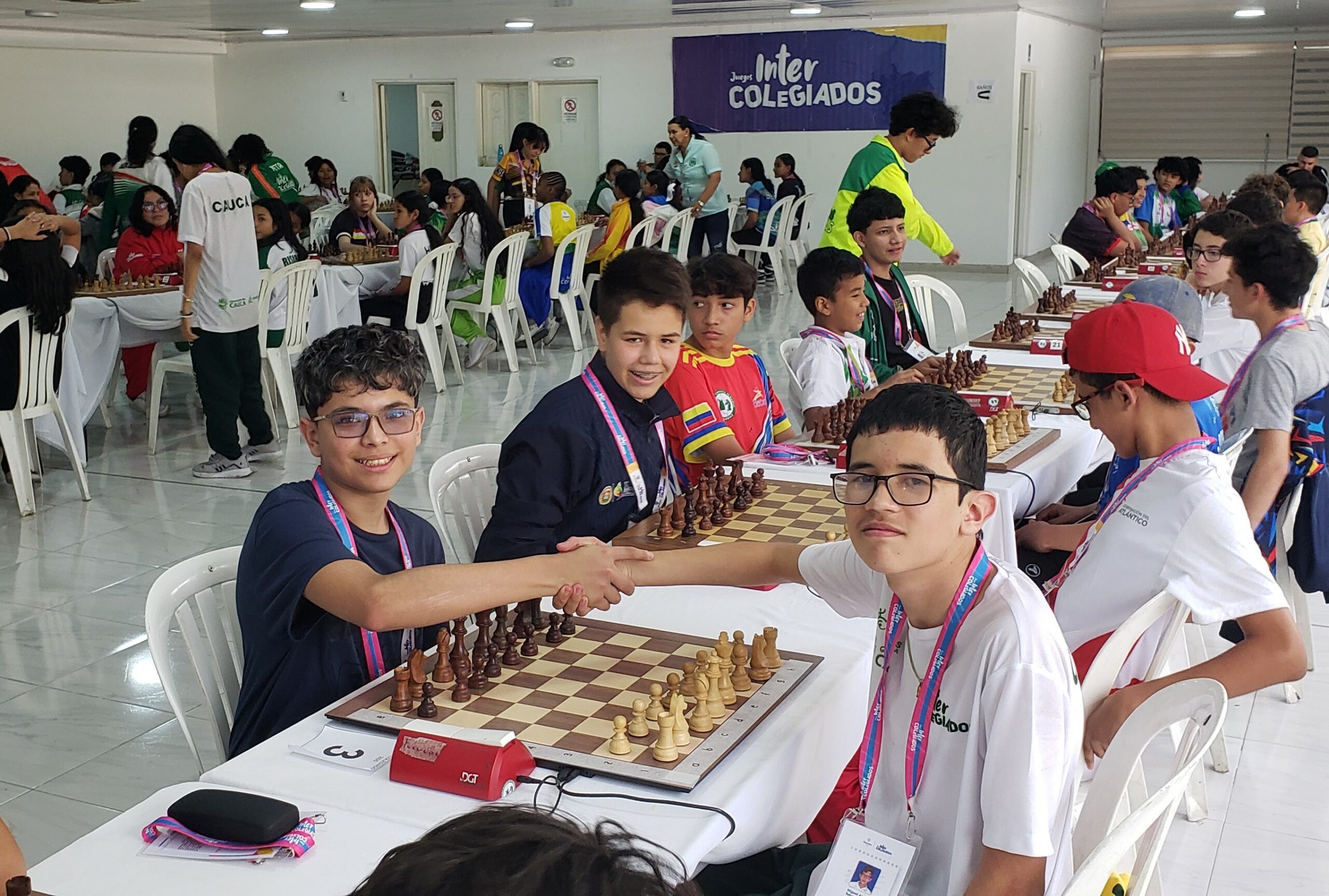 Orgullo Comfacauca: Miguel Ángel Tobar dominó el ajedrez departamental y compitió con los mejores del país