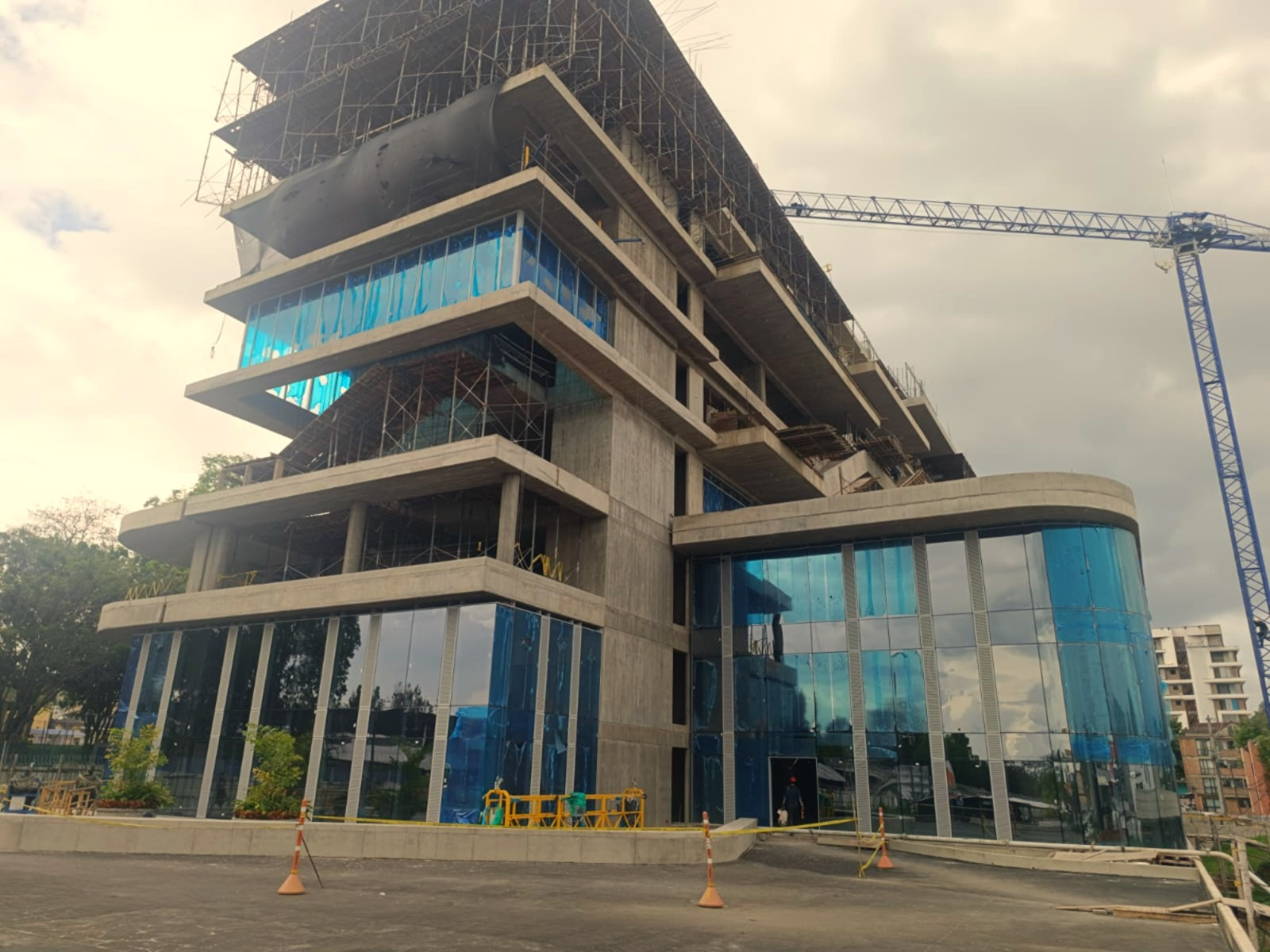 A paso firme: la nueva sede bioclimática de Comfacauca ya supera el 70% de ejecución