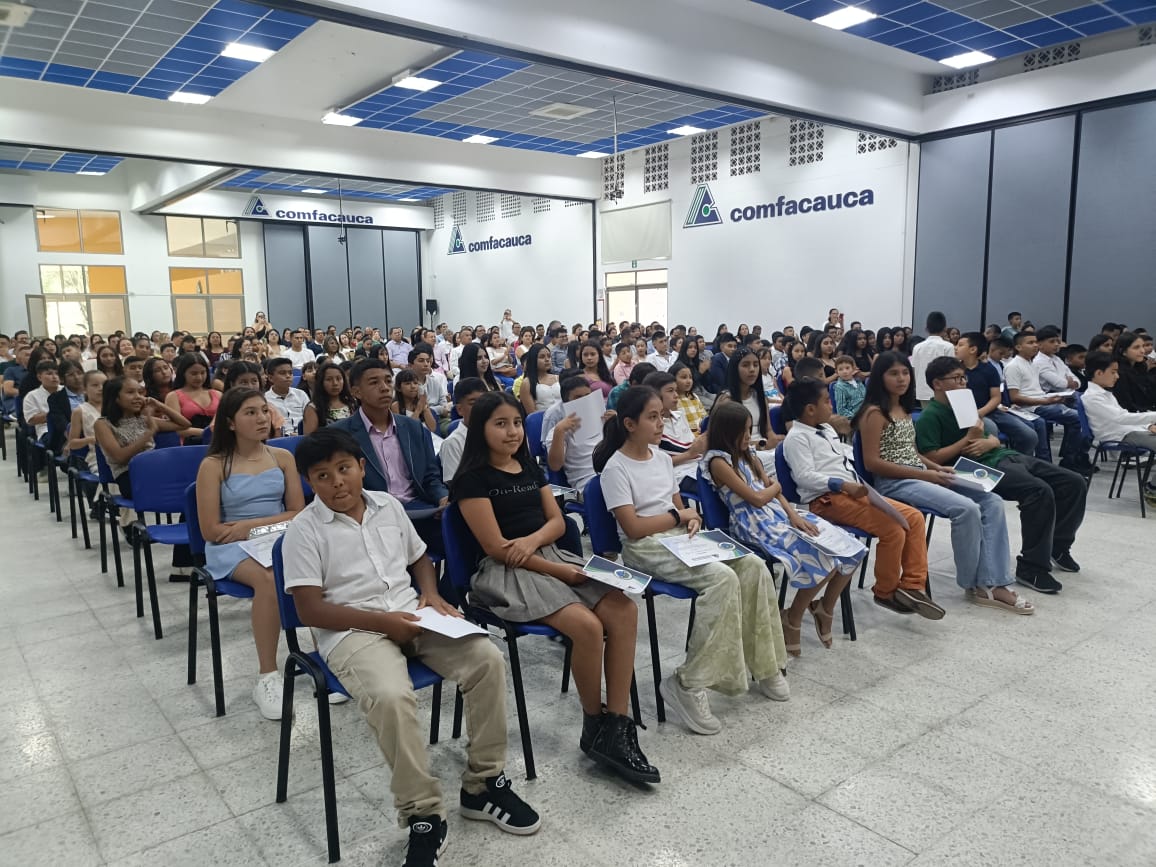 ESFODER Comfacauca Celebró la Graduación de sus Jóvenes Deportistas